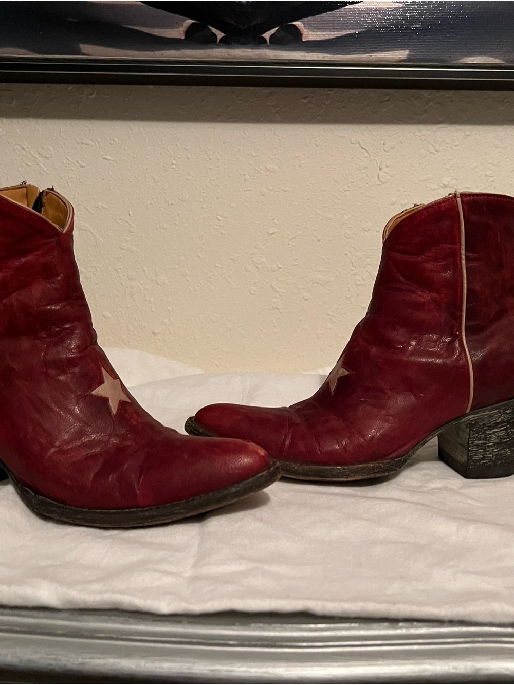 Old Gringo Red Leather Star Ankle Boots - Picture 4 of 5